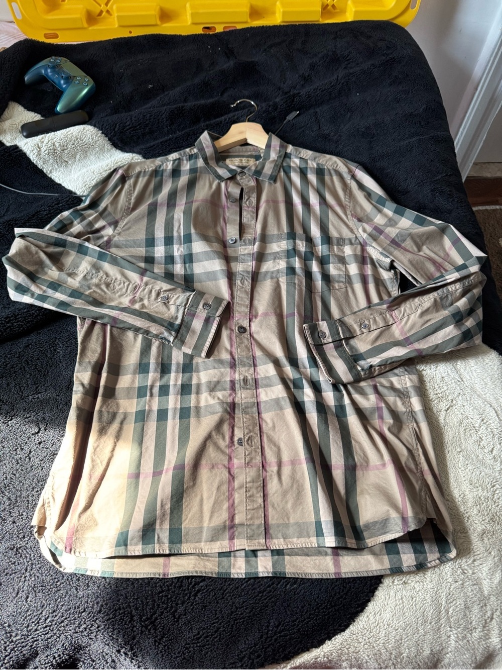 Classic Burberry Plaid Button-Up Shirt in Beige